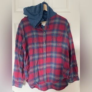 American Eagle distressed flannel with hood